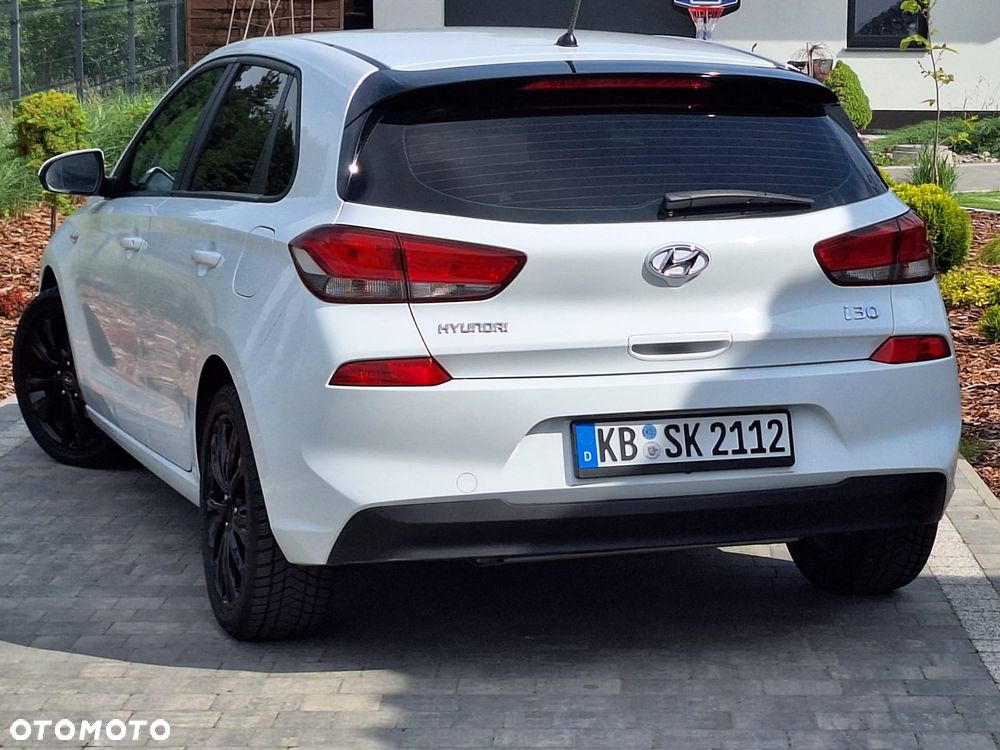 Hyundai i30 1.4 Select - 13