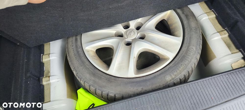Opel Astra 1.7 CDTI DPF Active - 11