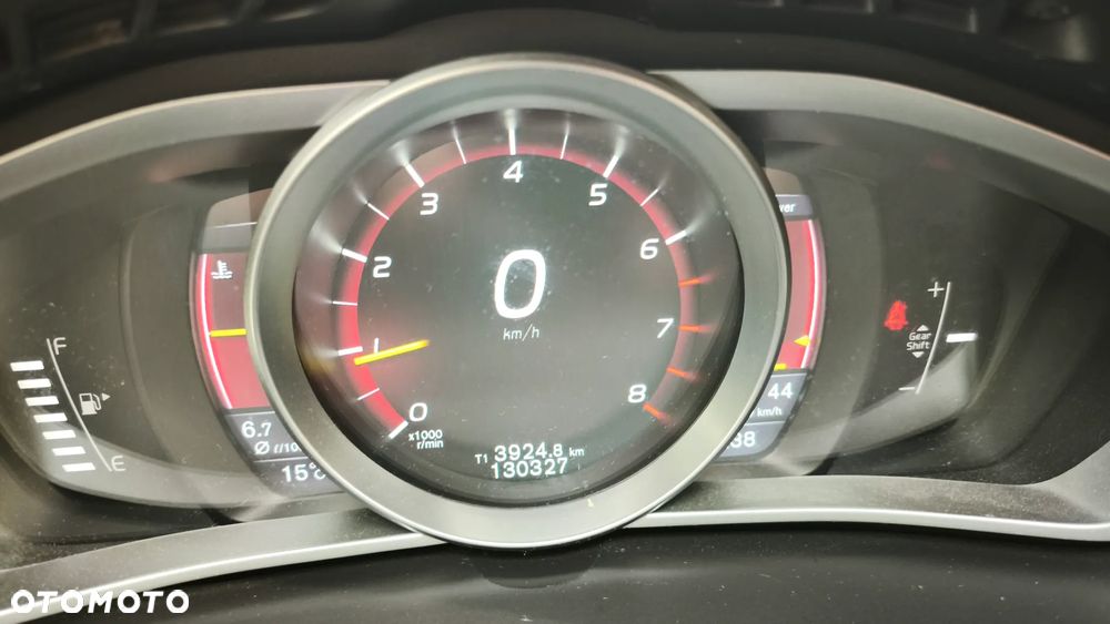 Volvo V40 T2 Drive-E Ocean Race - 5