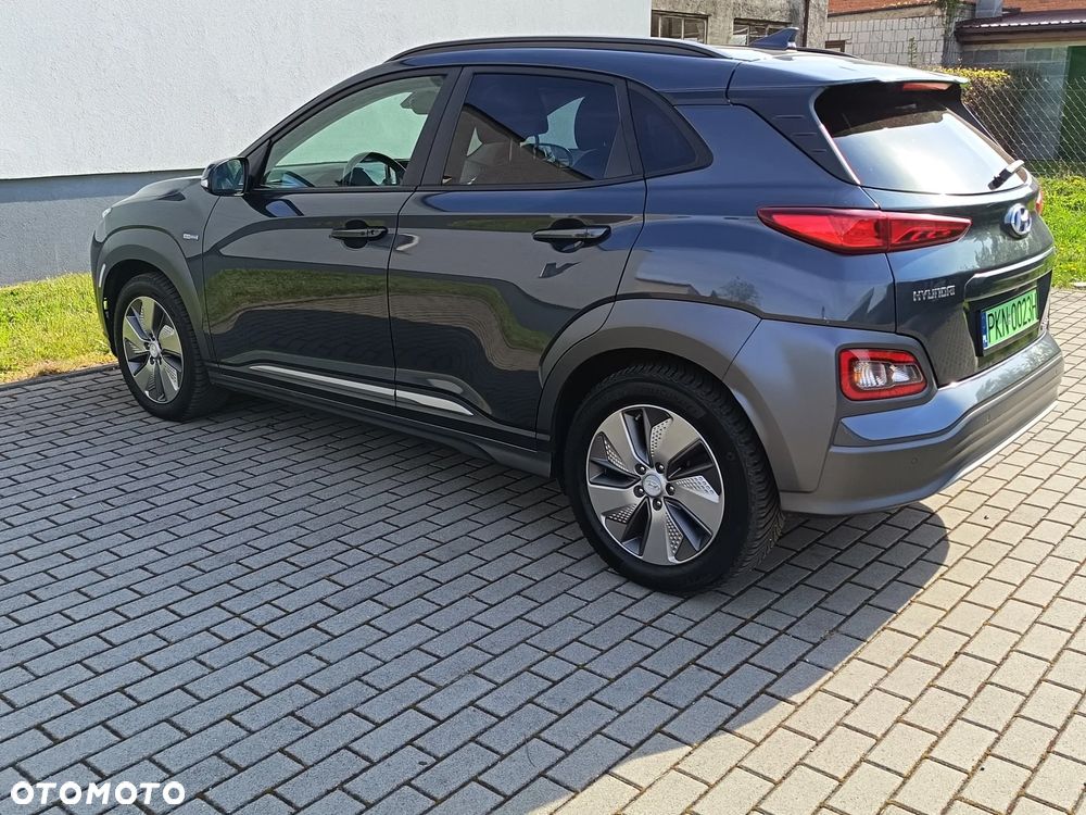Hyundai Kona Premium - 7