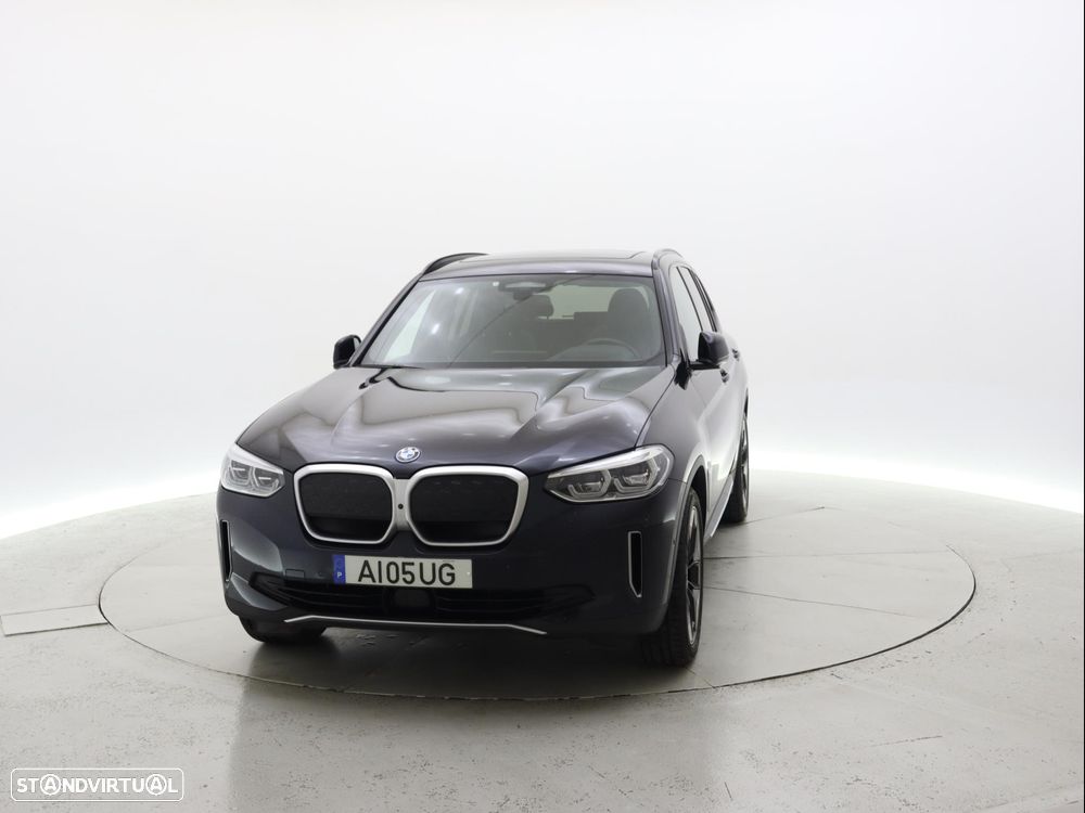 BMW iX3 Impressive - 12