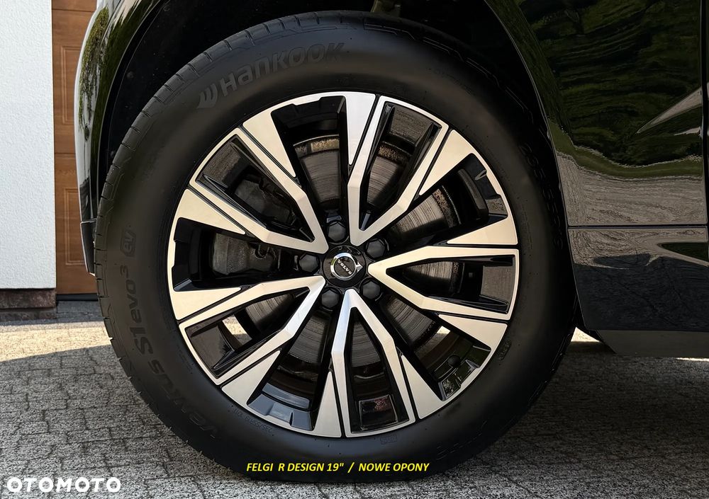 Volvo XC 60 B4 D AWD Plus Dark - 37