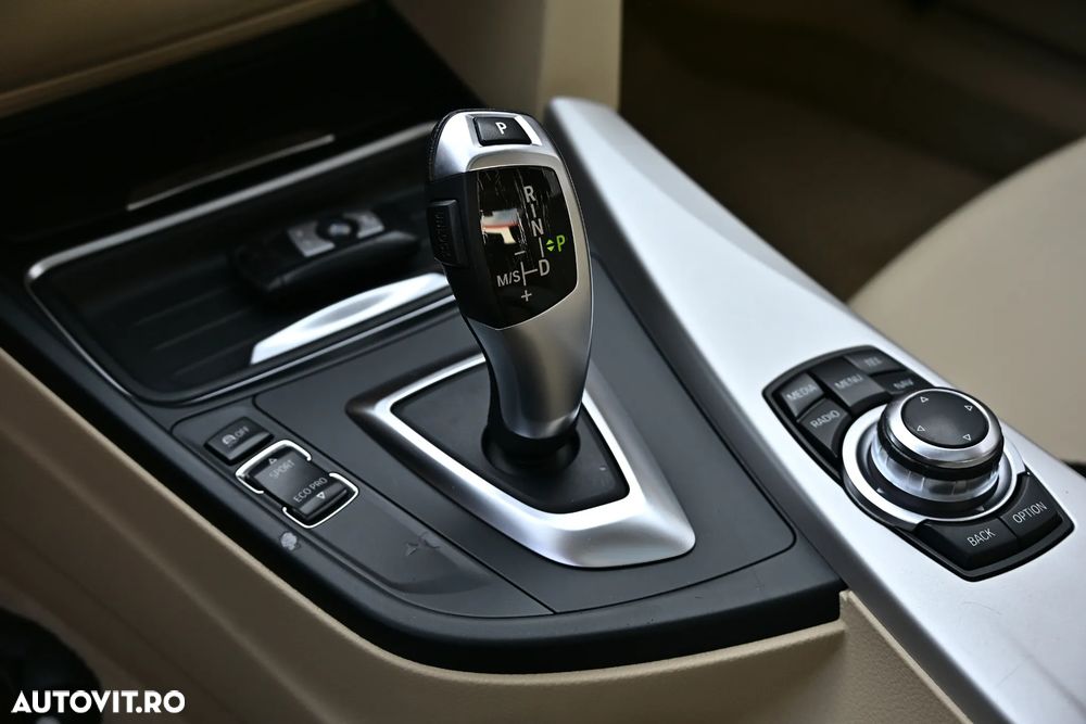 BMW Seria 3 320d Efficient Dynamic Edition Aut. Modern Line - 27