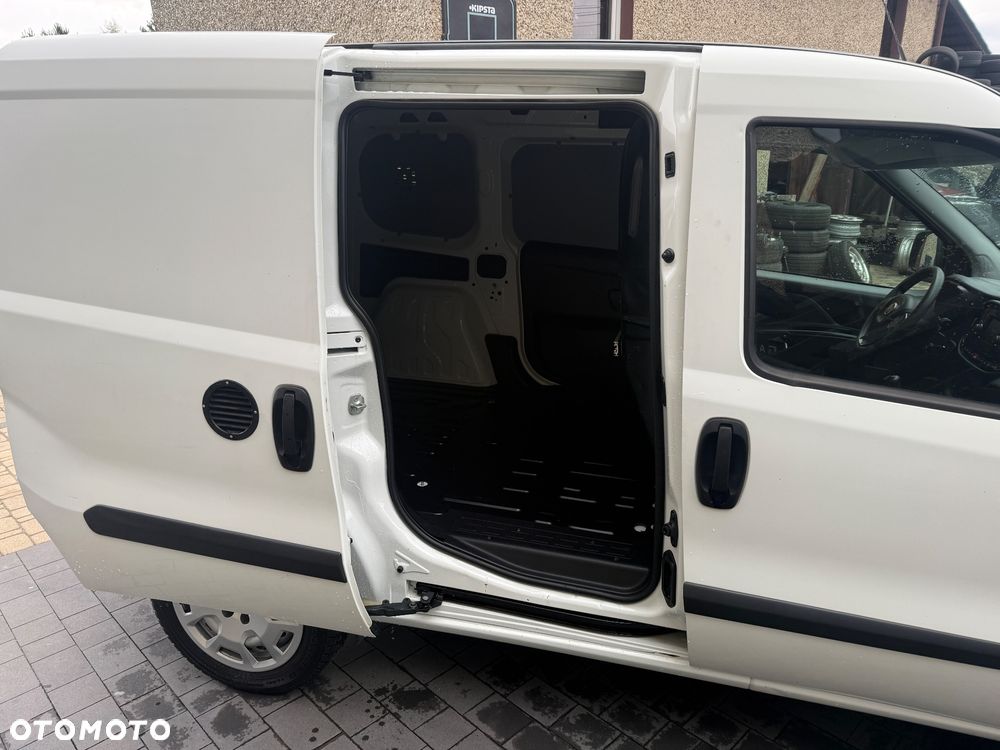 Fiat DOBLO - 12