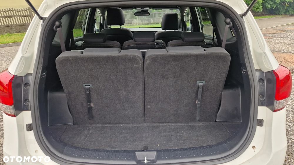Kia Carens 1.6 GDI Edition 7 - 12
