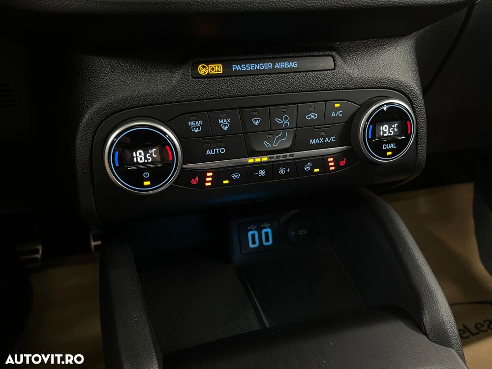 FORD Focus 2021 — imagine 25