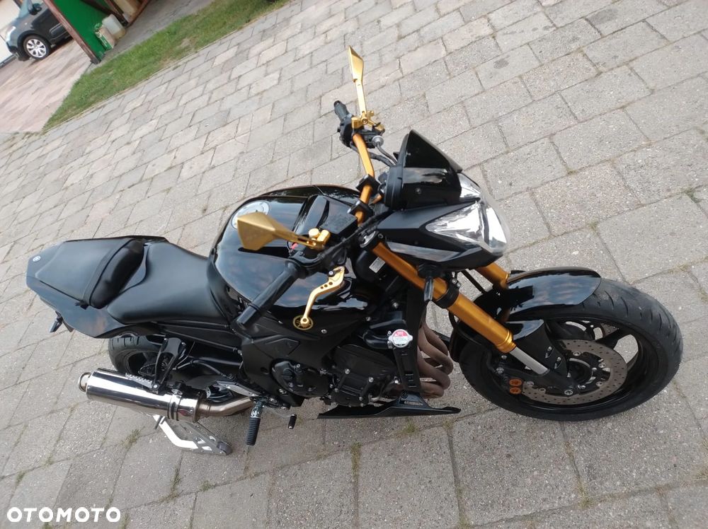 Yamaha FZ8 - 2