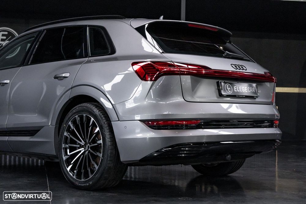 Audi e-tron 55 quattro Advanced - 10