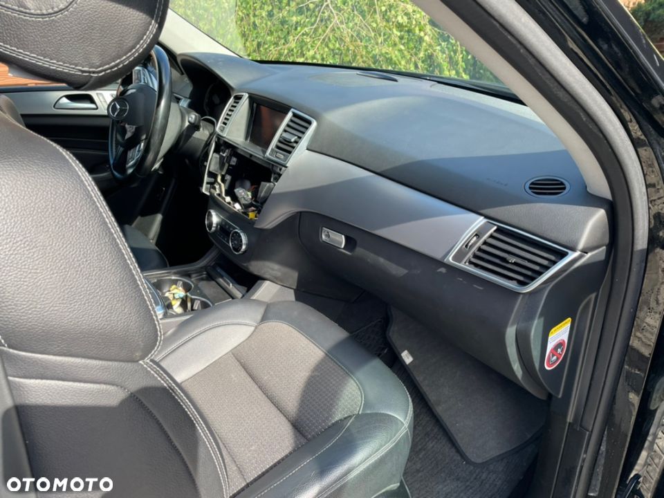 Mercedes-Benz ML 350 BlueTec 4-Matic - 19