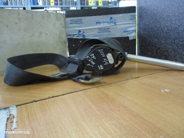Pre-Tensor 8D0857706 AUDI A4 1999 FRT DRT - 1
