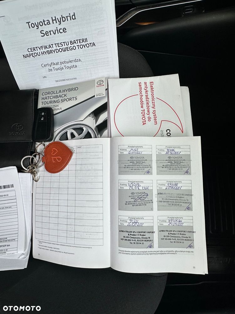 Toyota Corolla 1.8 Hybrid Executive - 38