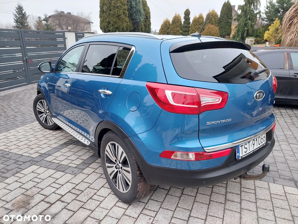 Kia Sportage 2.0 CRDI 4WD Automatik Fifa World Cup Edition - 6