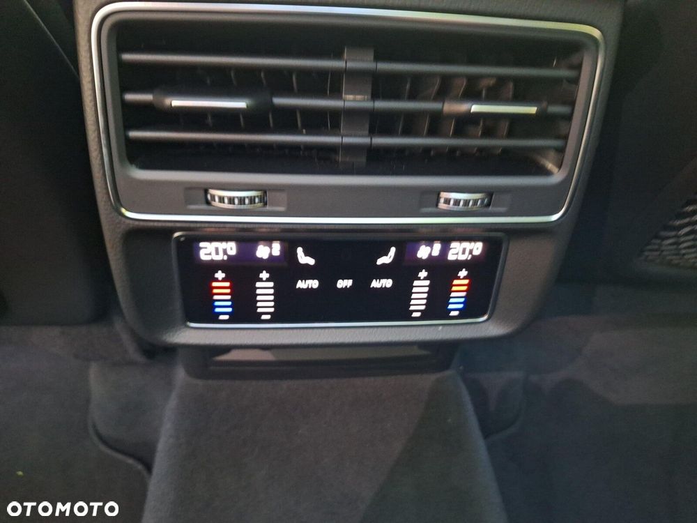 Audi Q7 - 13