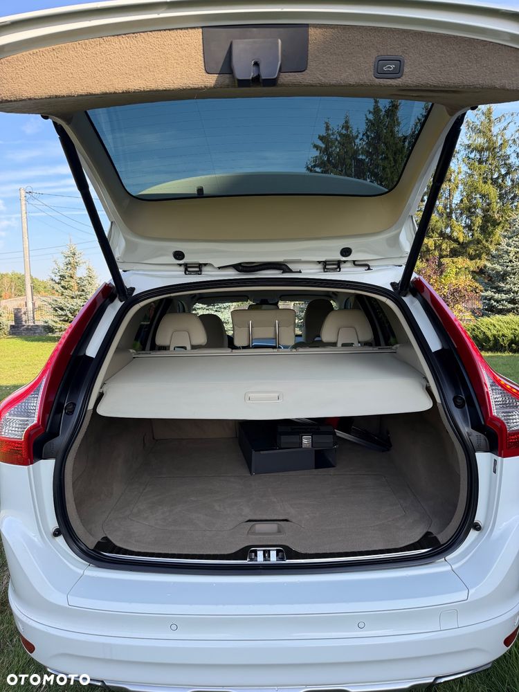 Volvo XC 60 - 4
