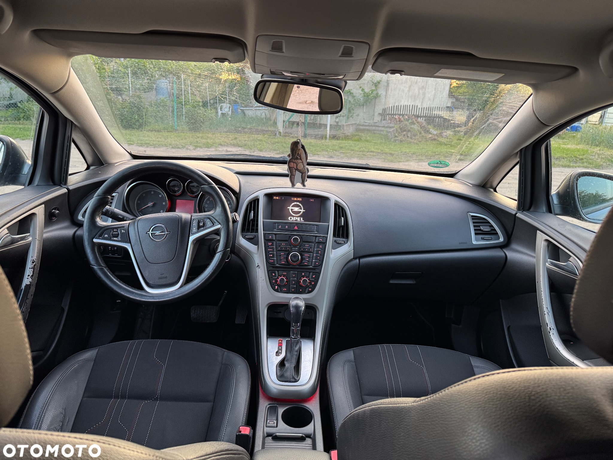 Opel Astra 2.0 CDTI DPF Automatik 150 Jahre - 18