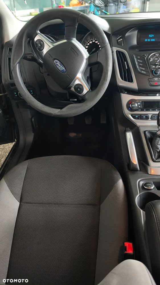 Ford Focus 1.6 TDCi DPF Trend - 10