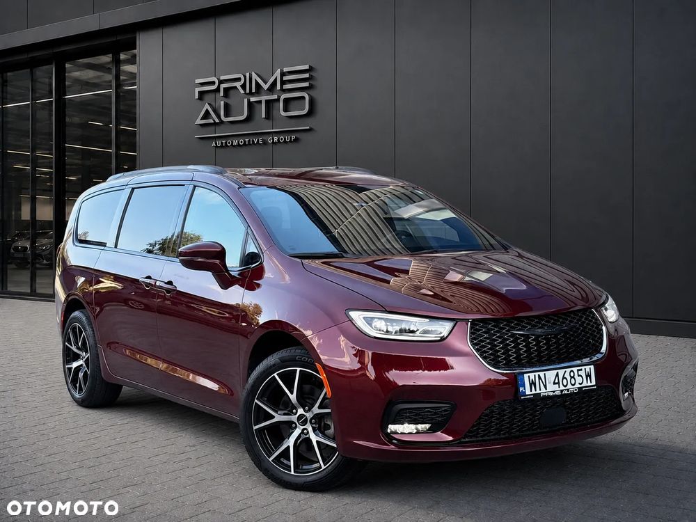 Chrysler Pacifica - 8