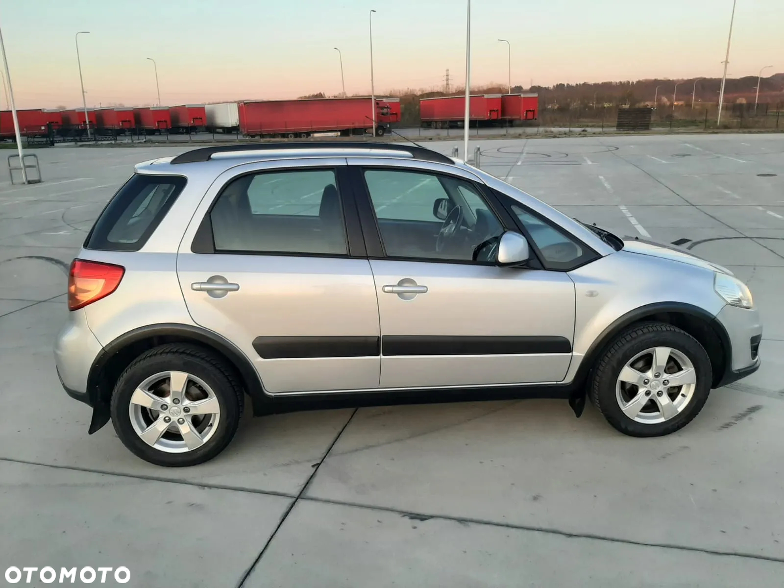 Suzuki SX4 1.6 Comfort Plus 4WD - 8