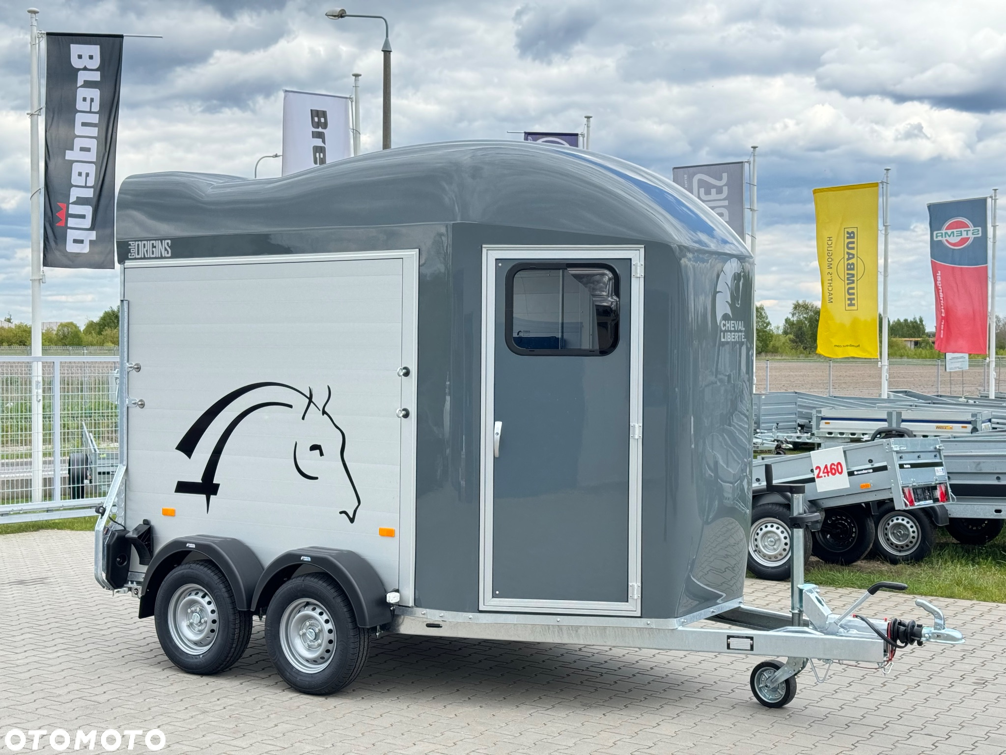 Cheval Liberte Gold Orgin Alu + siodlarnia , do przewozu 2 koni , 2000 kg - 4