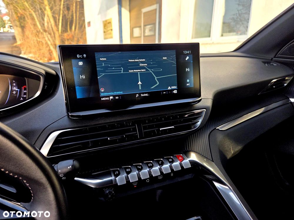 Peugeot 5008 1.2 PureTech Road Trip S&S EAT8 - 31