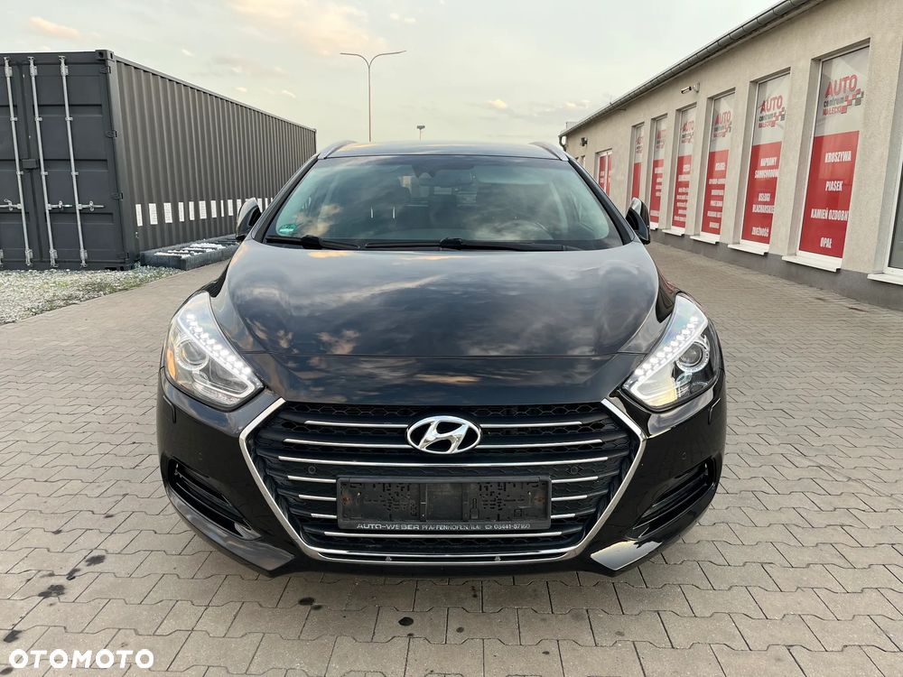 Hyundai i40 1.7 CRDi Premium DCT - 2