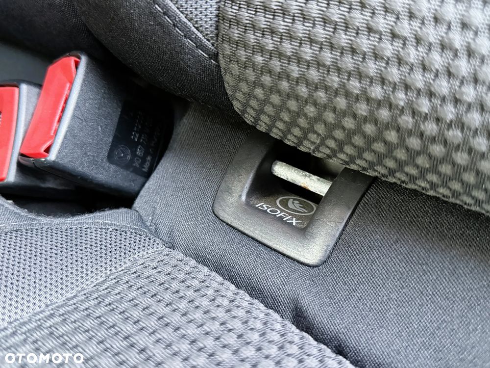 Volkswagen Golf - 29