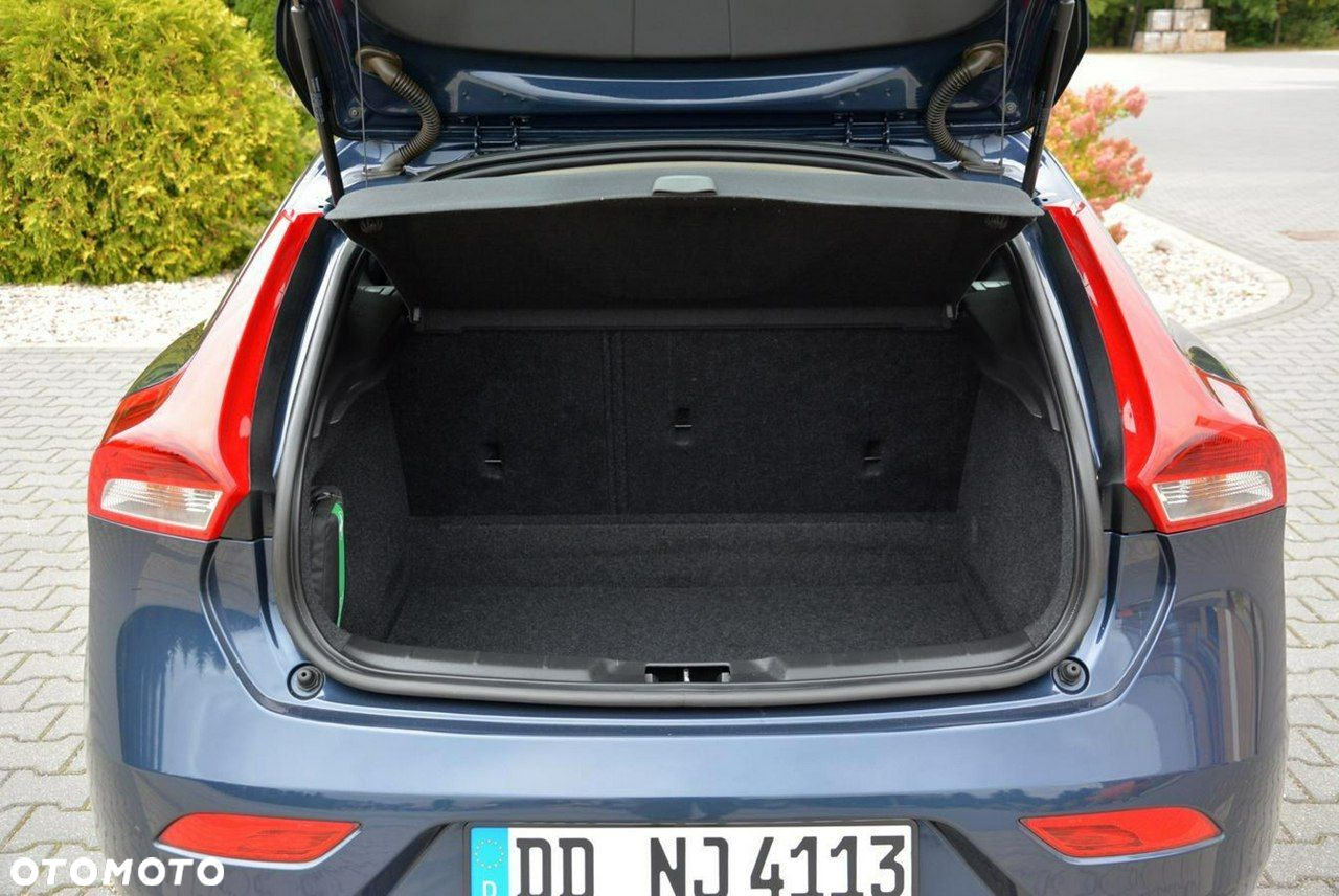 Volvo V40 - 33