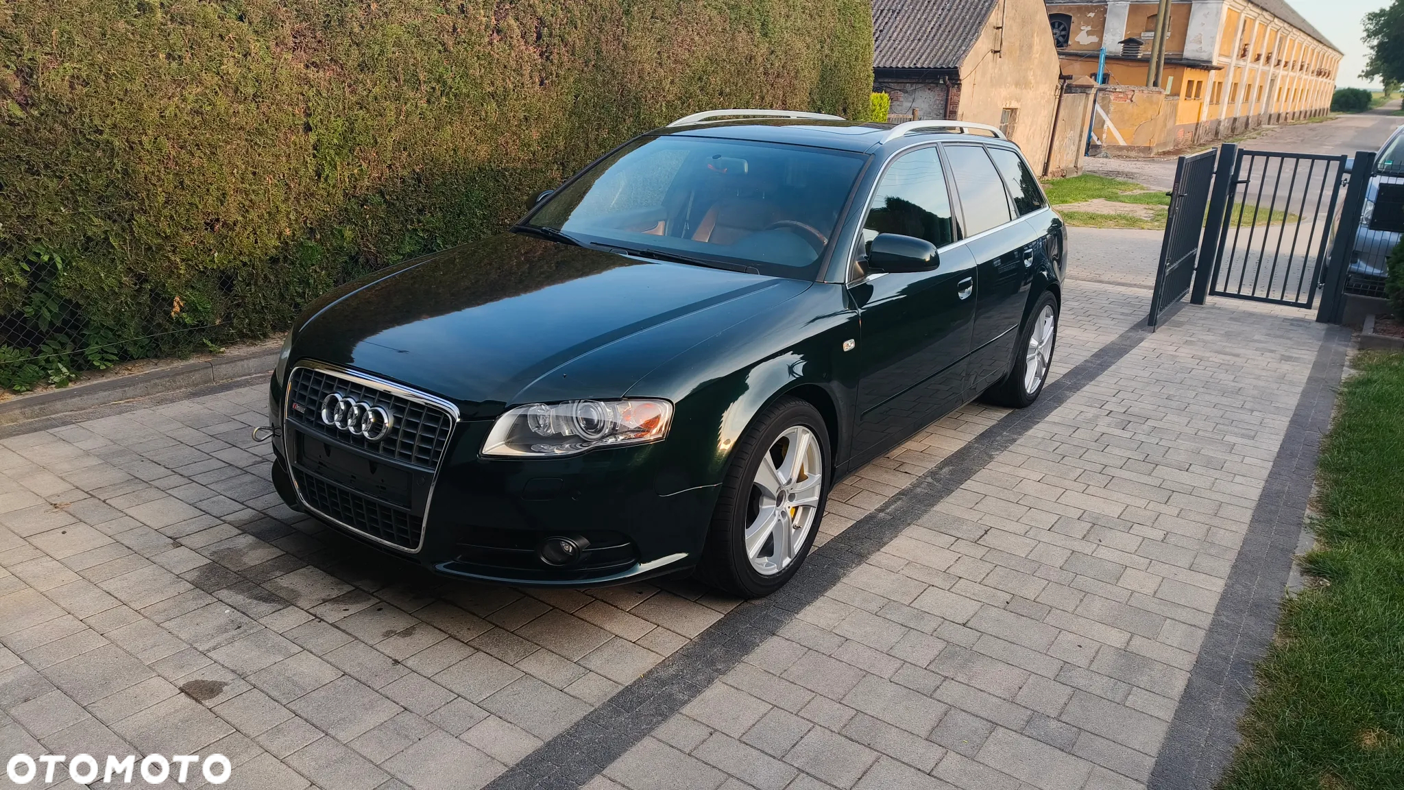 Audi A4 Avant 2.0 T FSI quattro tiptronic - 4