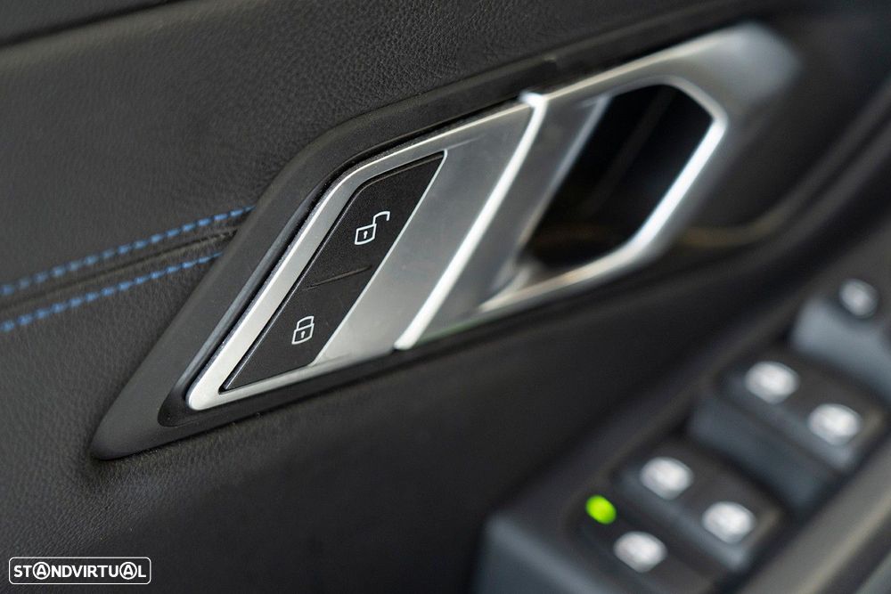 BMW 320 d Pack Desportivo M Auto - 21