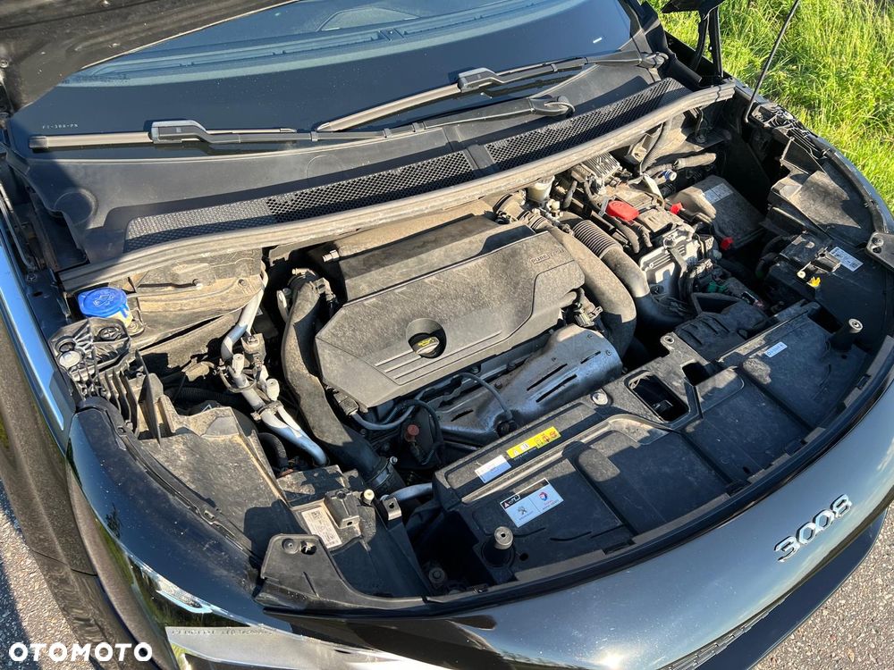Peugeot 3008 1.6 PureTech Hybrid PHEV Allure Pack S&S EAT8 - 27