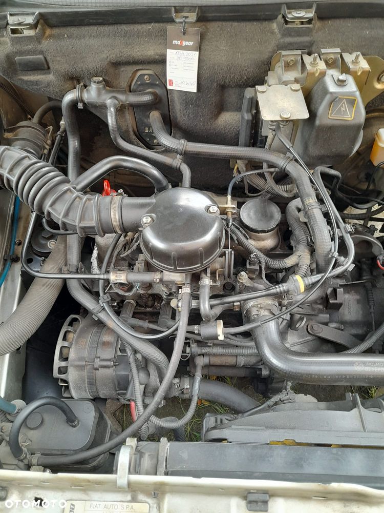 Fiat Uno 899 - 10