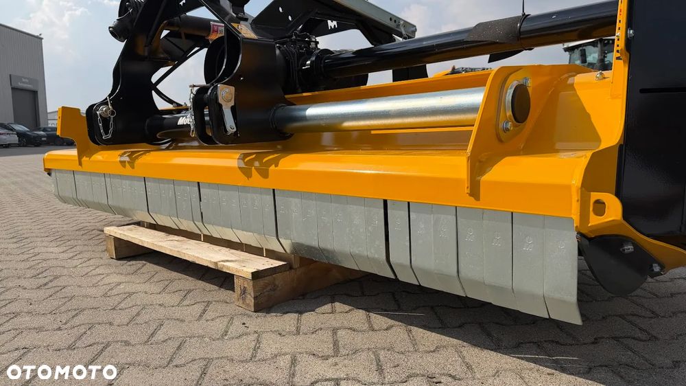 Muthing MU-M 300 Vario | Hydrauliczny przesuw | Przód / Tył | 75–160 KM - 19