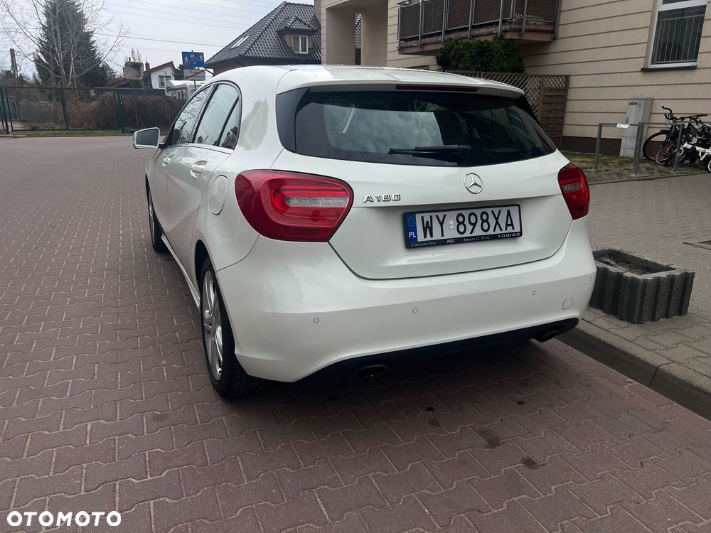 Mercedes-Benz Klasa A 180 (BlueEFFICIENCY) 7G-DCT - 4