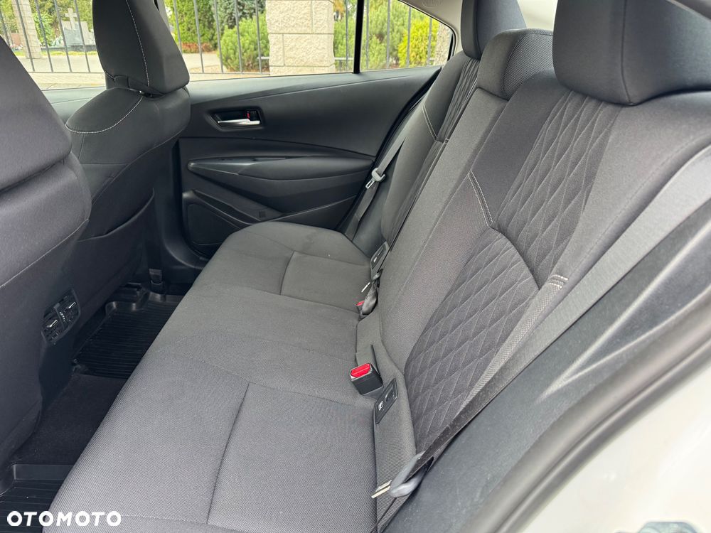 Toyota Corolla 1.8 Hybrid Comfort - 16