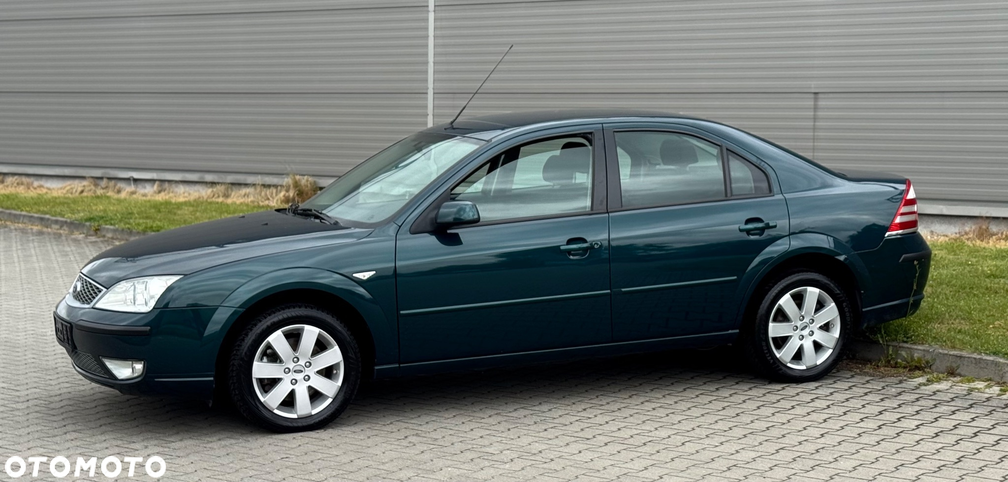 Ford Mondeo 1.8 X - 3