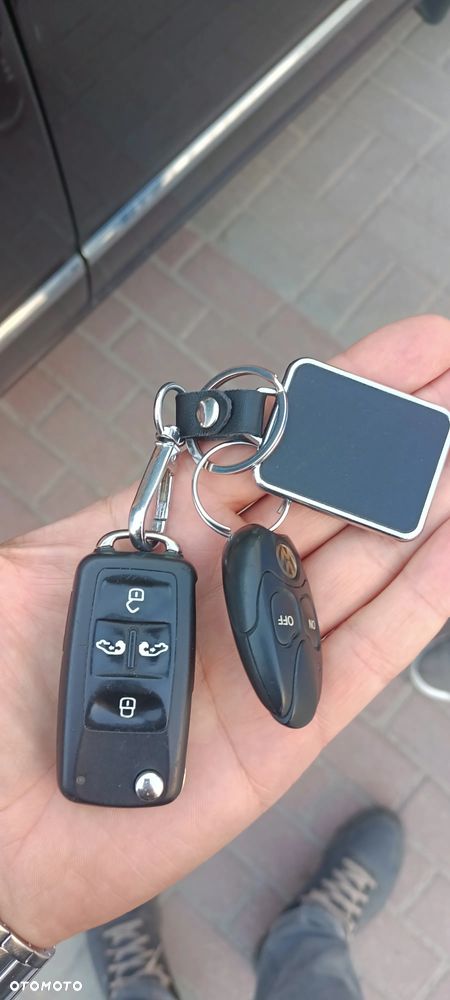 Volkswagen Multivan - 16