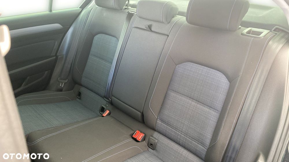 Volkswagen Passat 1.4 TSI Plug-In Hybrid GTE DSG - 13