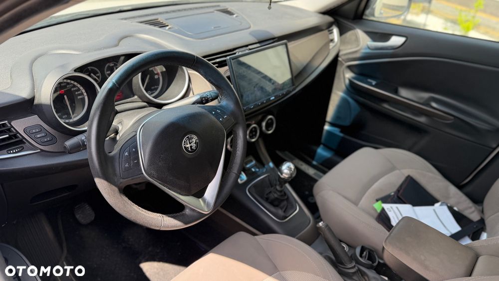 Alfa Romeo Giulietta 1.6 JTDM 16V Sport - 12