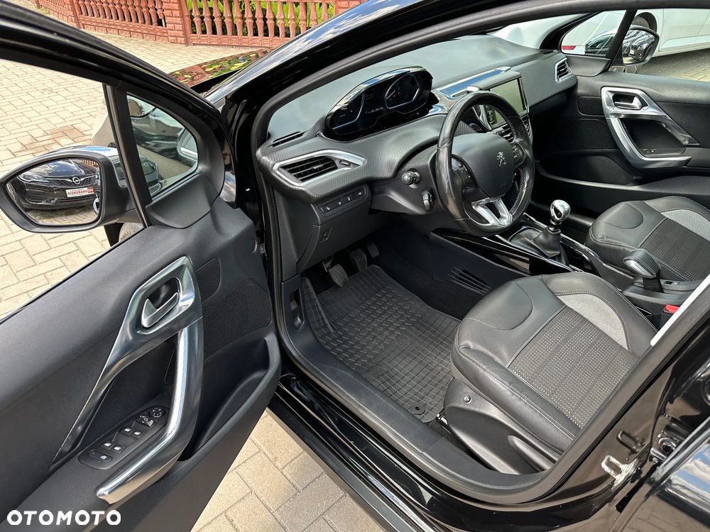 Peugeot 2008 - 6