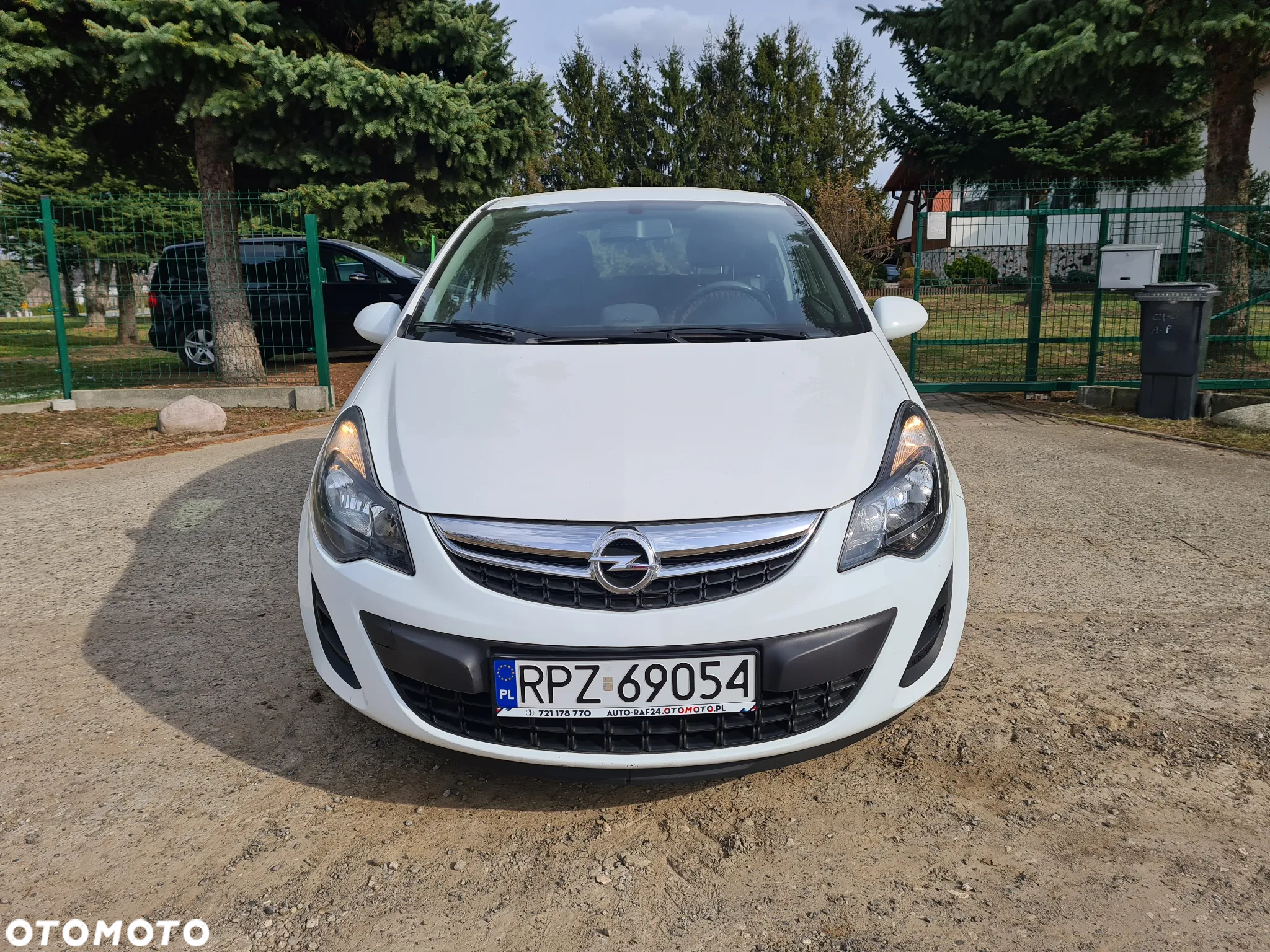 Opel Corsa 1.4 16V Edition - 9