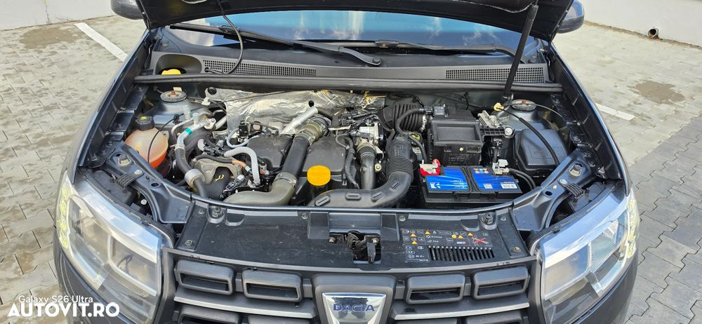 Dacia Sandero dCi 75 Laureate II - 8