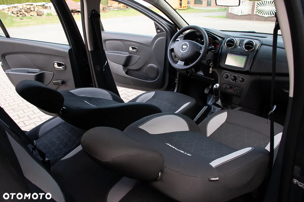 Dacia Sandero Stepway 0.9 TCe Laureate - 24