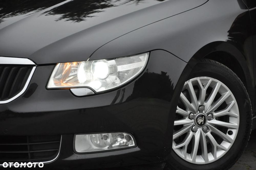 Skoda Superb 2.0 TDI DSG Exclusive - 11