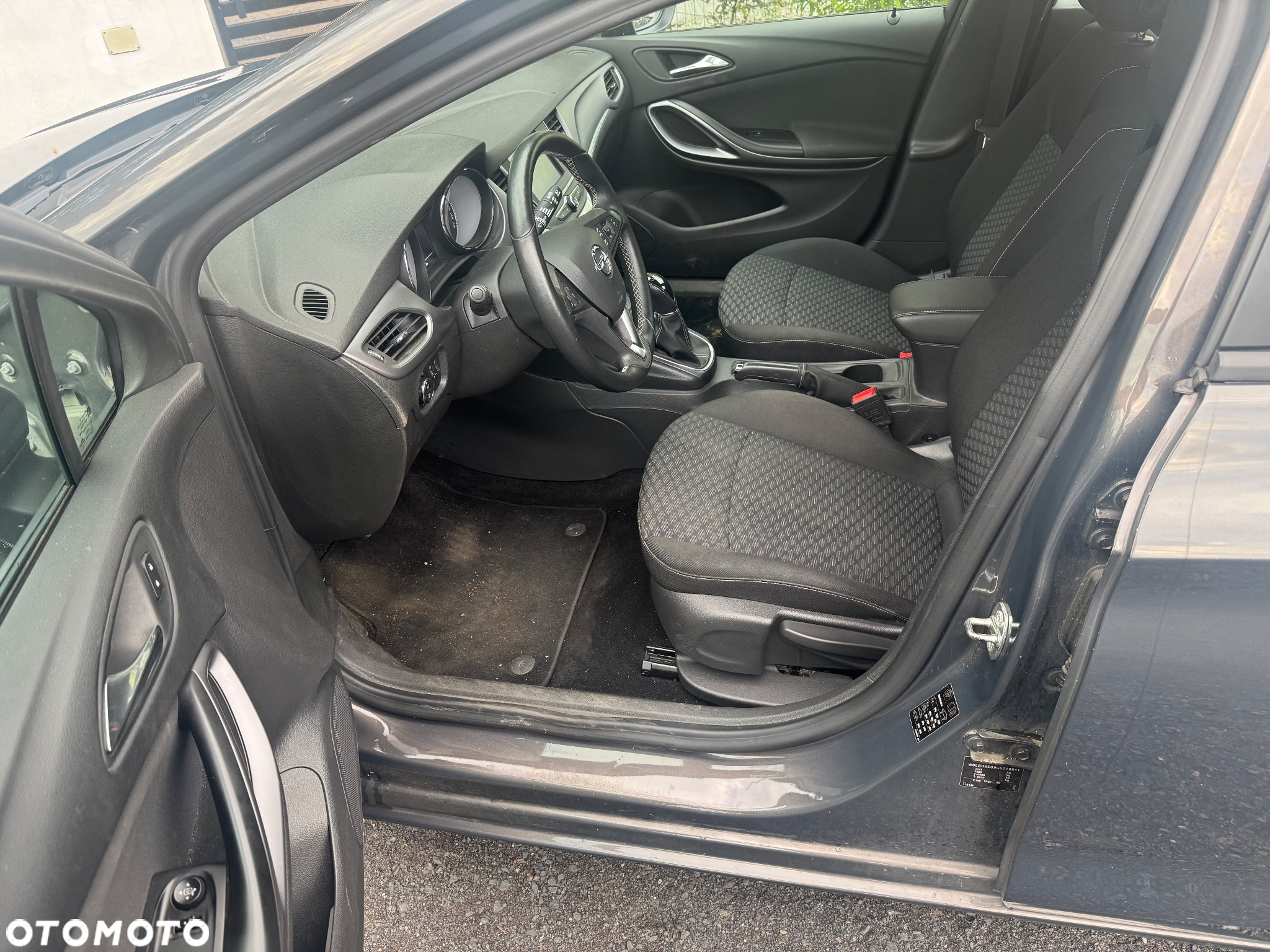 Opel Astra 1.4 Turbo Edition - 30