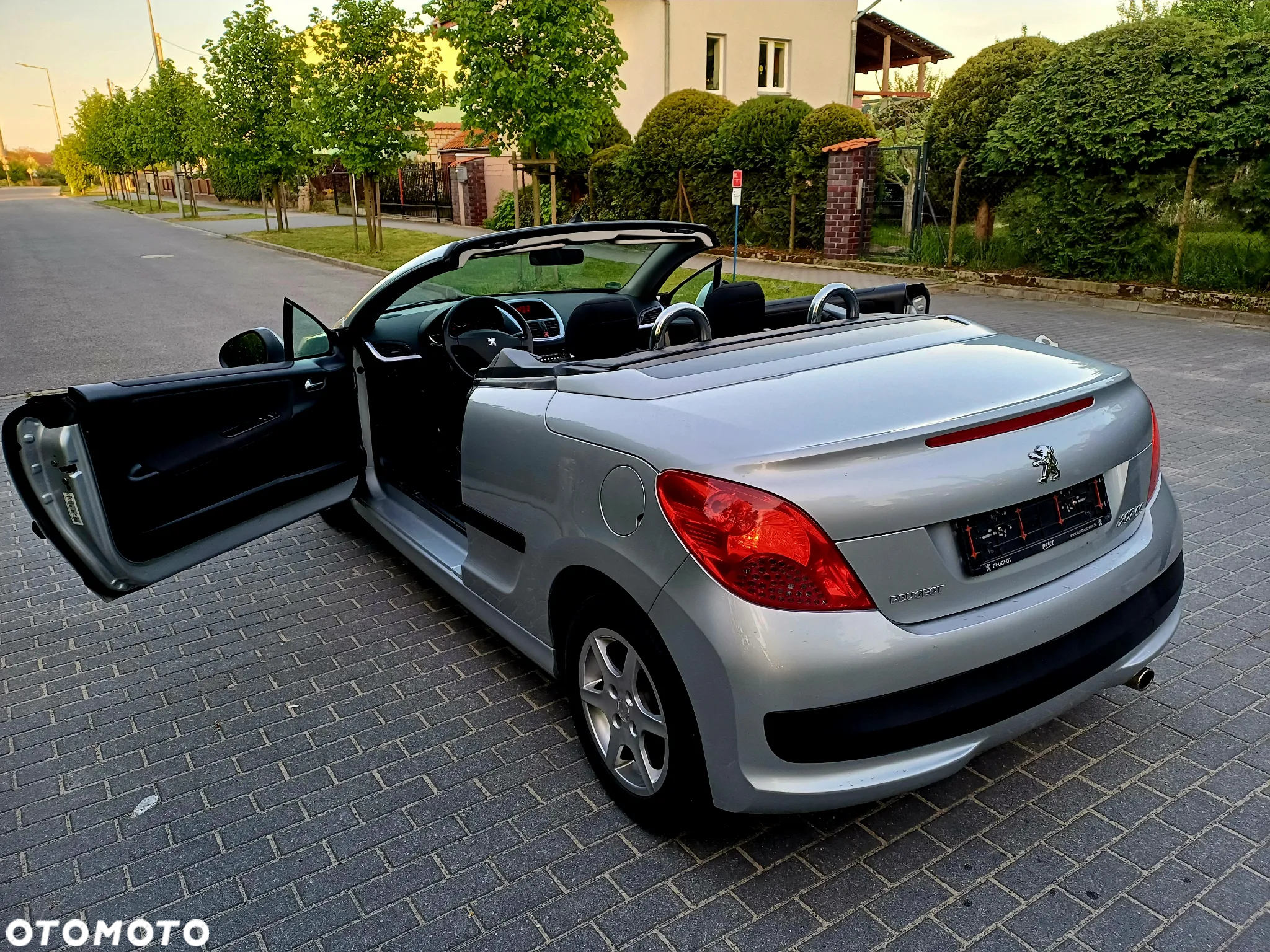 Peugeot 207 CC 120 VTi Active - 5