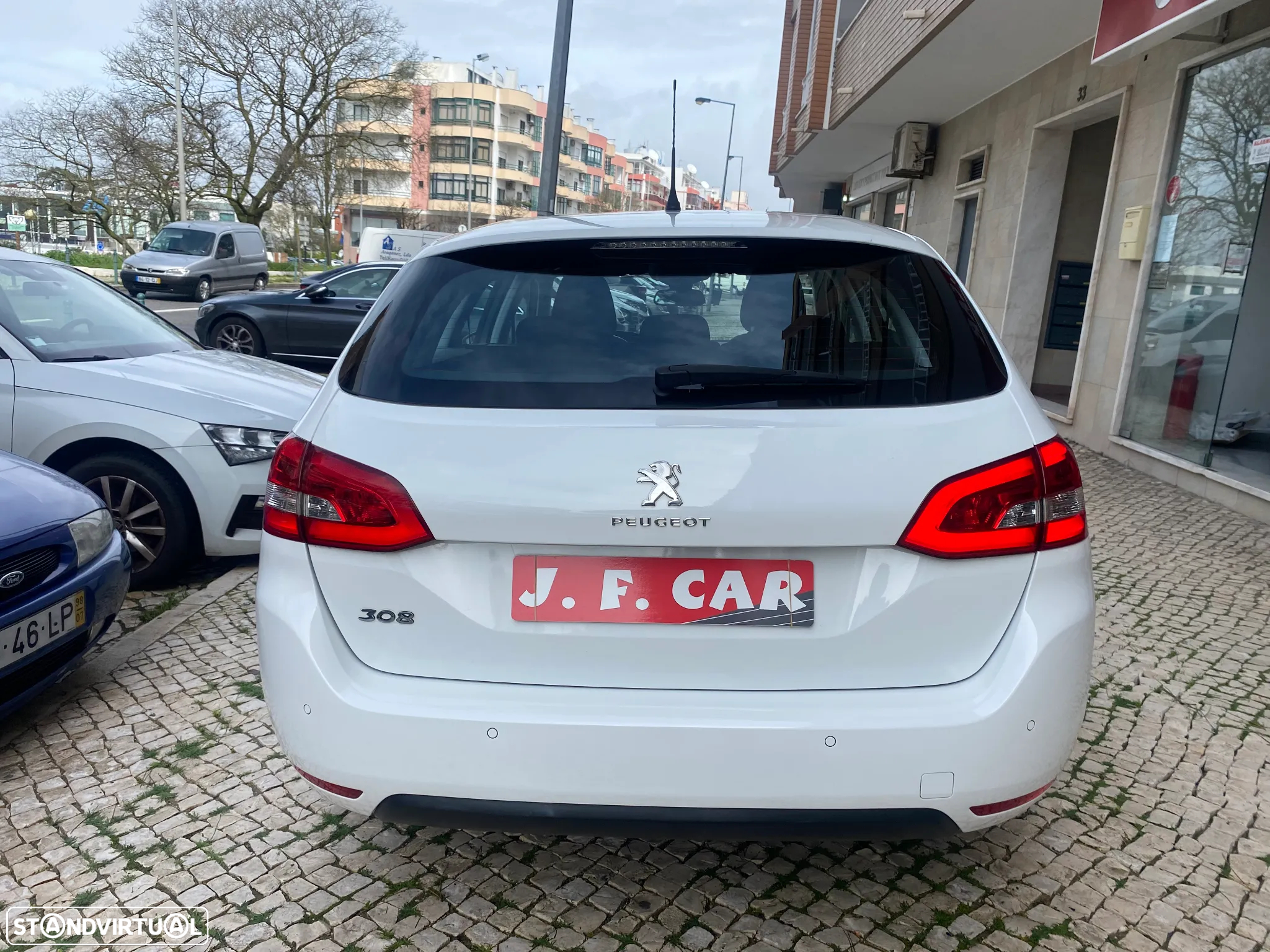 Peugeot 308 SW BlueHDi 120 EAT6 Stop & Start Active Business-Pack - 23