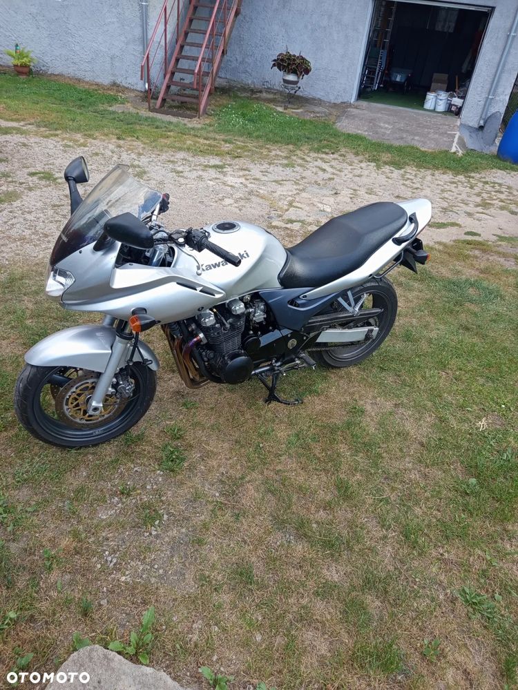 Kawasaki ZR - 7