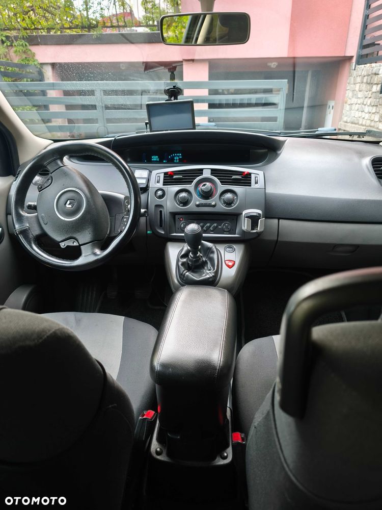 Renault Scenic - 6