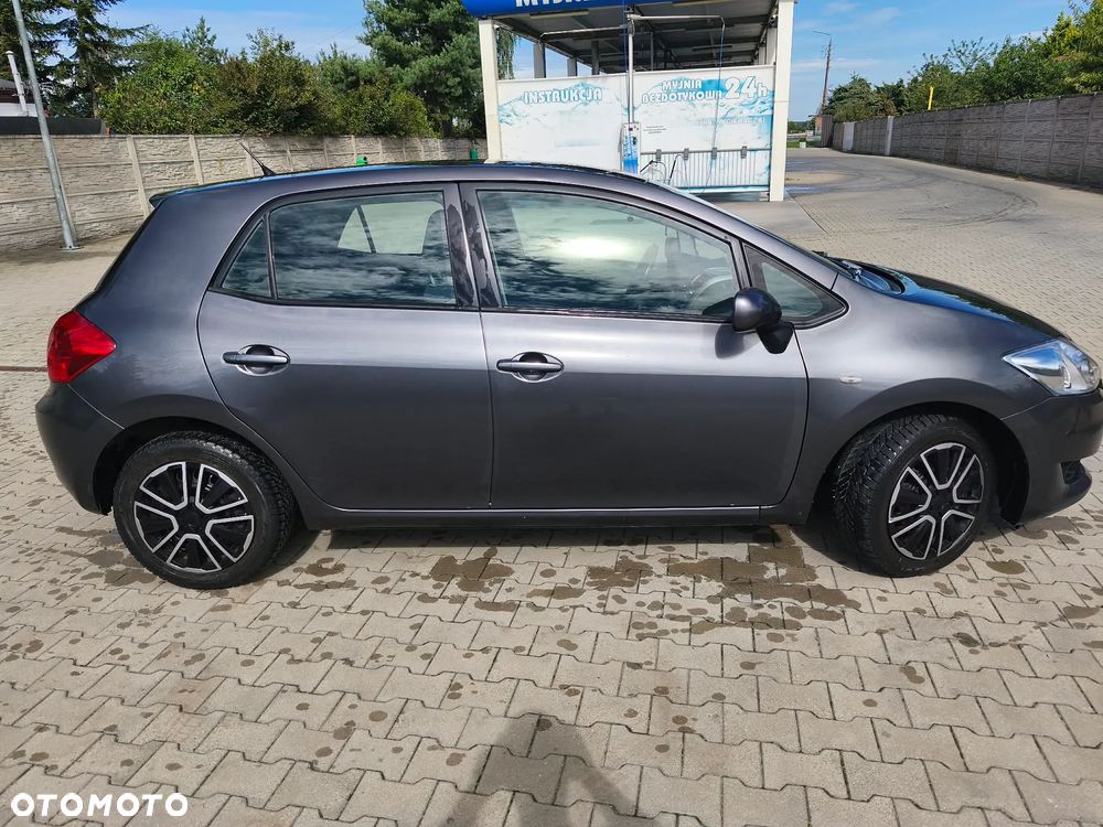 Toyota Auris 1.6 VVT-i Luna - 11