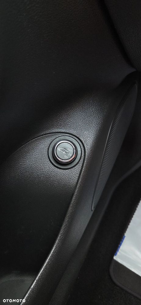 Opel Astra 1.4 Turbo Start/Stop 120 Jahre - 26